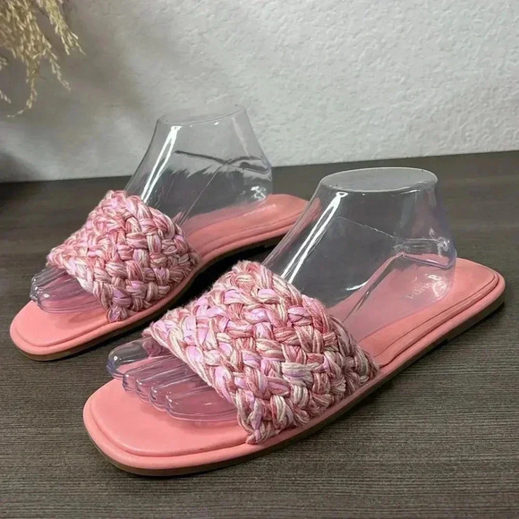 Abound Allyn Woven Sandal In Pink
Ombre Size 10 - Picture 5 of 8